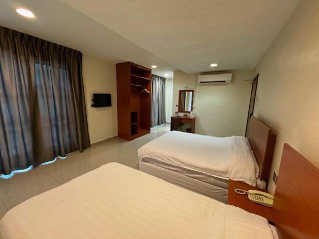 Aeton Hotel Nilai Bagian luar foto