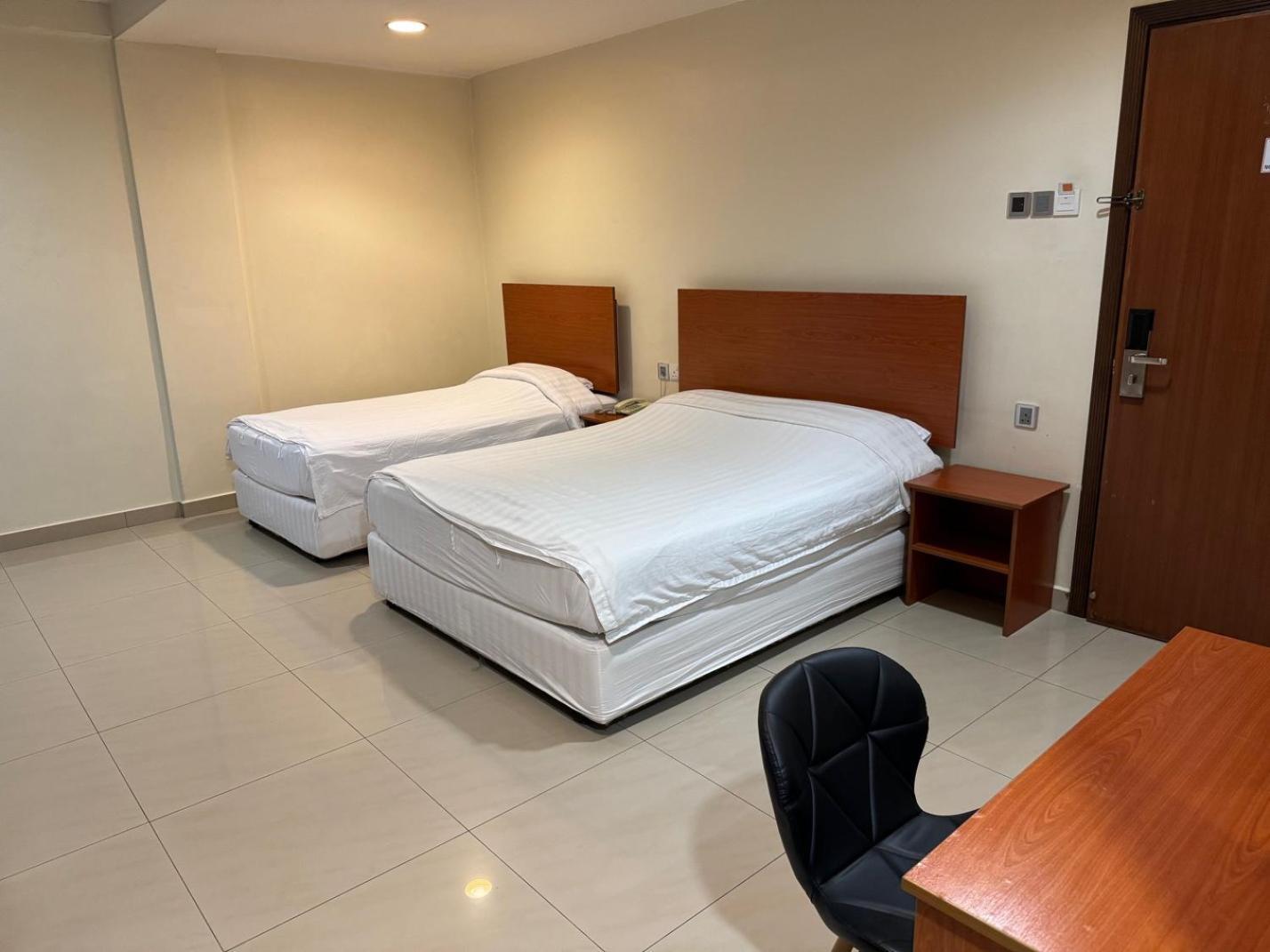 Aeton Hotel Nilai Bagian luar foto