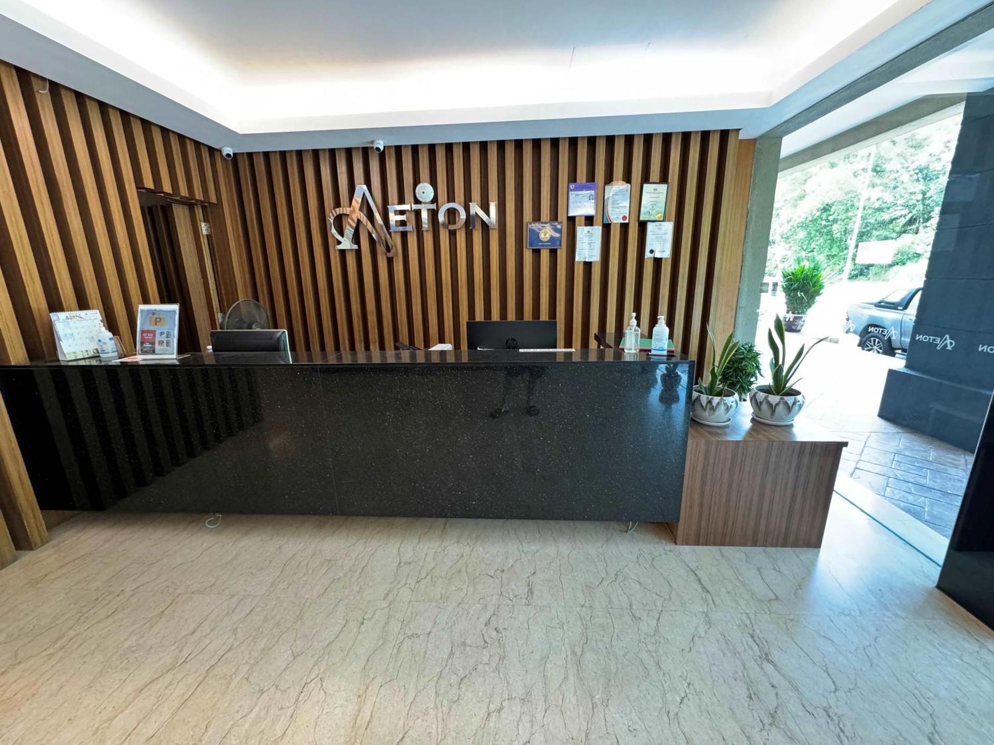 Aeton Hotel Nilai Bagian luar foto