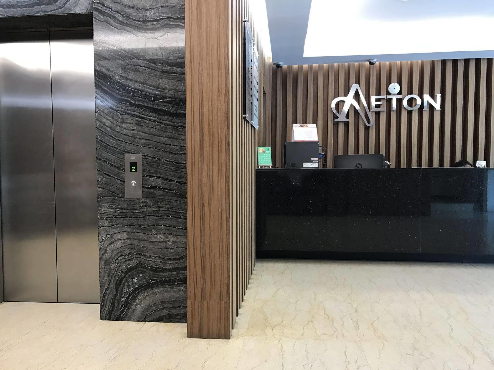 Aeton Hotel Nilai Bagian luar foto